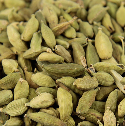 Kardemom, hele capsules, groen, 1 kg - verpakte kruiden in bulkverpakking voor culinaire bereidingen