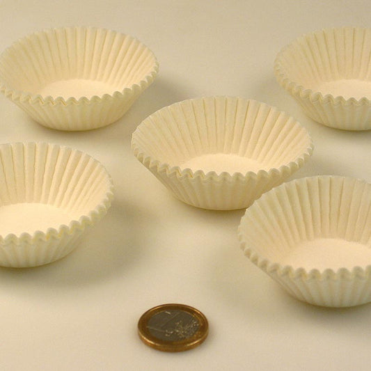 Papieren capsules, witte kleur, met een diameter van 41/50mm, een hoogte van 22mm en een verpakking van 1000 stuks