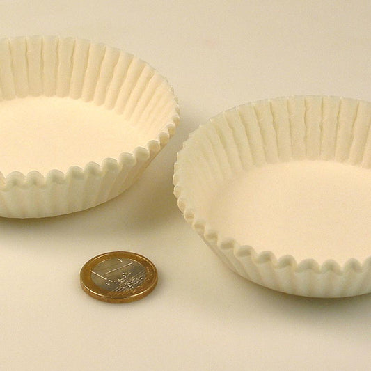 Papieren capsules in witte kleur, met een diameter van 70/77mm en een hoogte van 20mm, verpakt in een doos van 1000 stuks