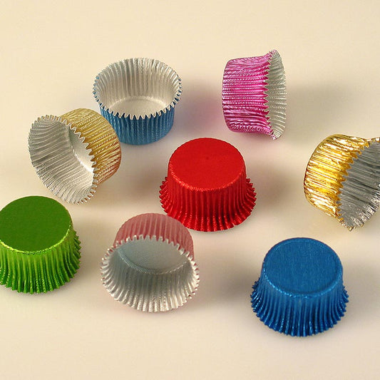 Aluminium capsules in verschillende kleuren, met een diameter van 24 mm en een hoogte van 16 mm, verpakt in een doos van 1000 stuks