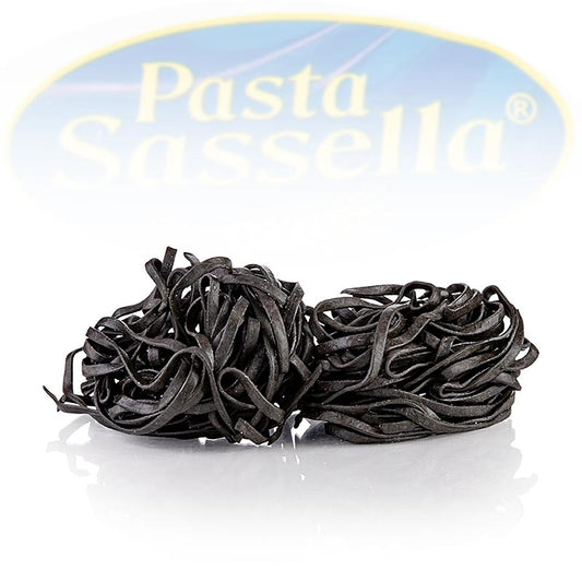 Verse tagliarini met sepia-inkt, zwart, tagliatelle van 4 mm breedte, verpakt in 500 g Sassella-verpakking