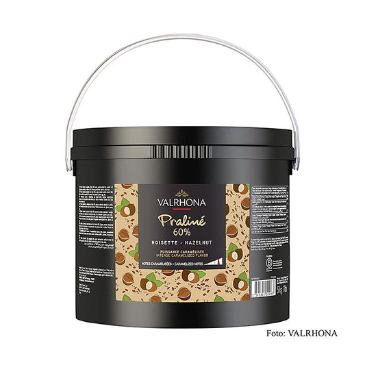 Fijne pralinepasta met 60% hazelnoot, intense nootachtige en sterke karamelsmaak, in een verpakking van 5 kg