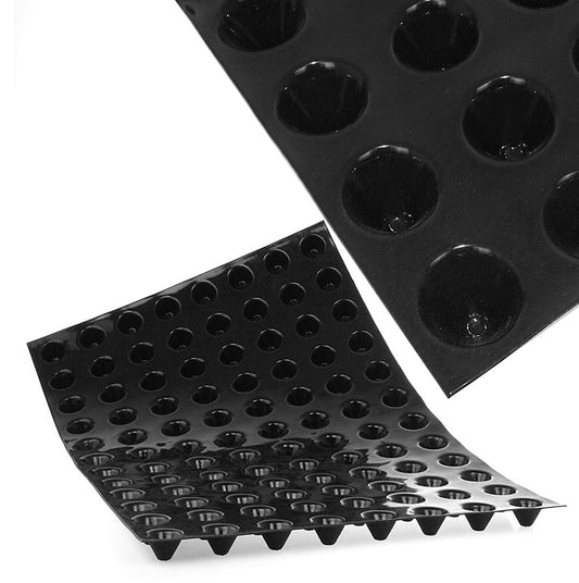 Flexipan mat 60x40cm met 96 mini kegels, elk met een diameter van 30mm en een diepte van 20mm, capaciteit van 6ml, artikelnummer 1083, 1 stuk - professionele bakvorm voor het maken van kleine kegelvormige lekkernijen