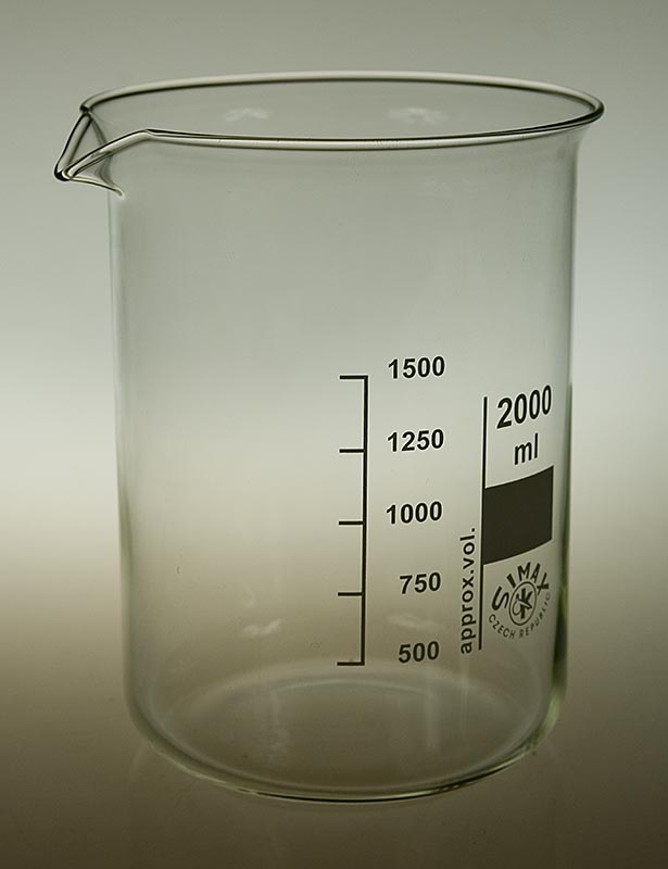 Transparante beker van borosilicaatglas met een inhoud van 2 liter, geschikt voor warme en koude dranken, duurzaam en hittebestendig, ideaal voor dagelijks gebruik in de keuken of op feestjes