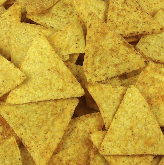 Tortillachips pikant met chili smaak, Nacho chips van Sierra Madre, 450 g - Productafbeelding met heerlijke pikante tortillachips met chili smaak van het merk Sierra Madre, verpakt in een zak van 450 gram