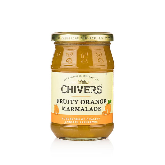 Sinaasappelmarmelade van Chivers, gemaakt met grof gehakte sinaasappelschil, heerlijk fruitig en verpakt in een pot van 340 g