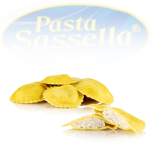 Delicious Sassella 500g verse agnolotti filled with ricotta and truffle flavor, perfectly round and airy, ideal for a gourmet pasta experience