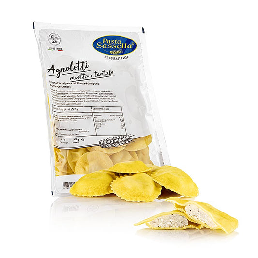 Delicious and indulgent Verse agnolotti met ricotta en truffelsmaak, round and airy, from Sassella, 500 g, perfect for a gourmet Italian meal