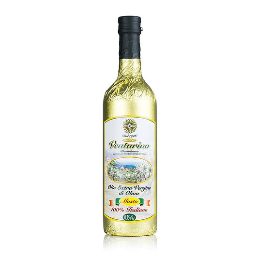 Extra virgin olive oil from first pressing, Venturino, made from 100% Italian olives, in a 750 ml bottle