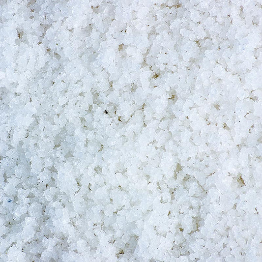  Close-up of Fleur de Sel, Guerande/Frankrijk, BGA, TradySel, 125 g product with wooden spatula