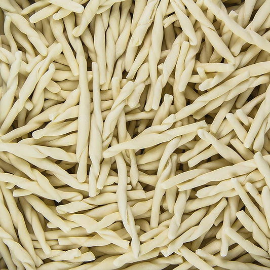  Close-up of Morelli 1860 Trofie, Germe di Grano pasta with tarwekiemen showing its texture and shape