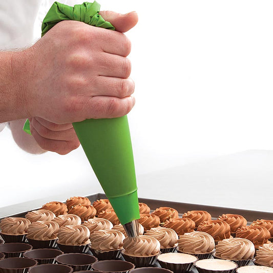 Disposable piping bag for easy and convenient cake decorating and icing