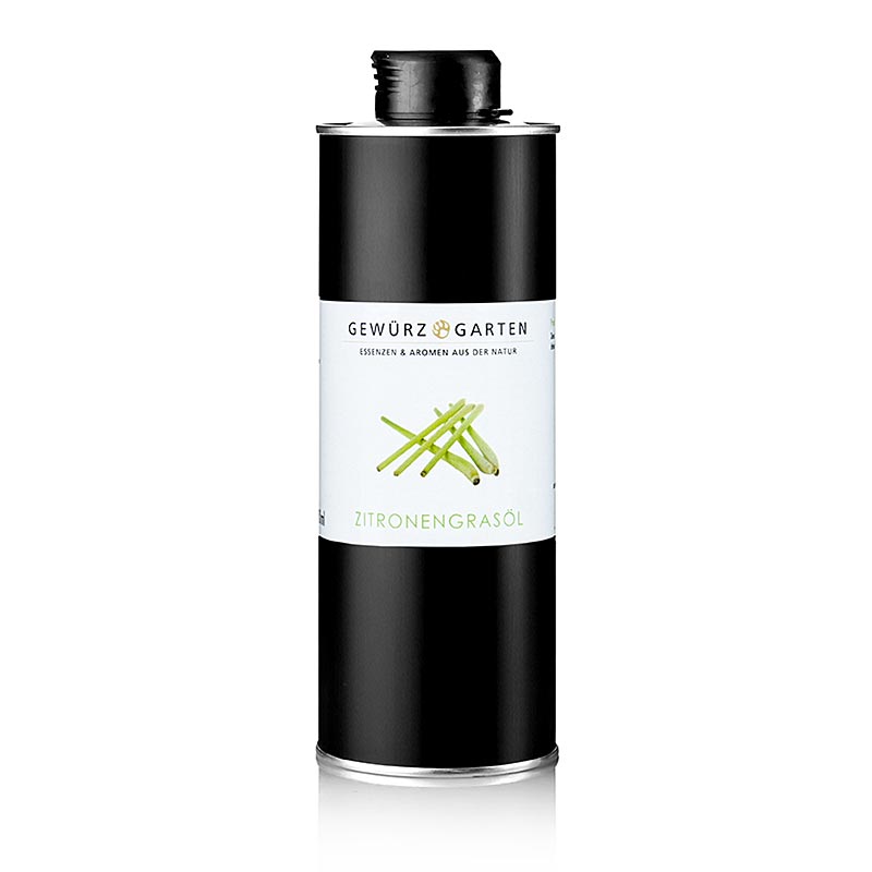 A 500 ml bottle of Gewürzgarten citroengrasolie in koolzaadolie, a lemon grass oil in rapeseed oil, a natural and aromatic product for cooking and flavoring