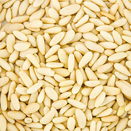 Pijnboompitten van extra kwaliteit uit Spanje, verpakt in een zak van 1 kg