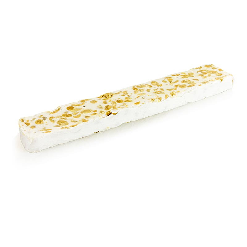 A 180g package of Italiaanse Torrone, a soft bar made with roasted peanuts and peanuts, with a focus on the peanuts and product packaging