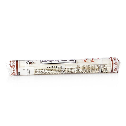 Japanese Inaka Udon noodles, made of wheat, light in color, oval shape, approximately 3 mm thick, and 23 cm long, 200 g package