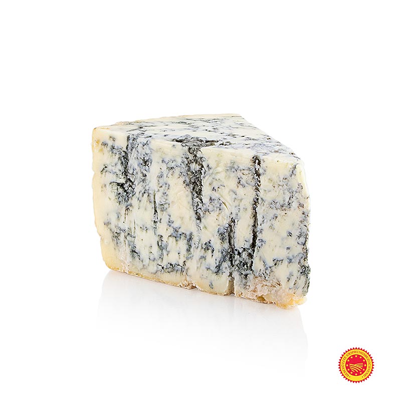 A close-up image of a 750g wheel of Gorgonzola Piccante (blauwe kaas), DOP, Palzola, a pungent and flavorful blue cheese from Italy
