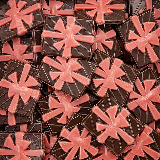 Cadeautje met strik van rode chocolade, 250 stuks, 620 g, Dobla (78238), 620 g, 250 stuks