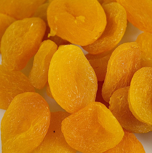 Abricots orange séchés et soufrés, emballés dans un sac de 1 kg