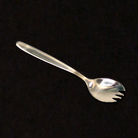 Une image de 12 pièces de la cuillère - fourchette et cuillère en un, en acier inoxydable 18/0 et d'une longueur de 11,7 cm.