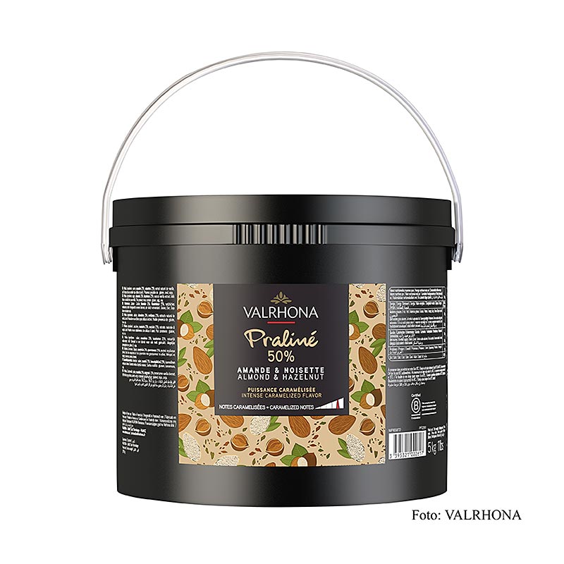 Pâte pralinée fine avec 25% de noisettes et 25% d'amandes, au goût intense de noisette, conditionnée en pot de 5 kg.