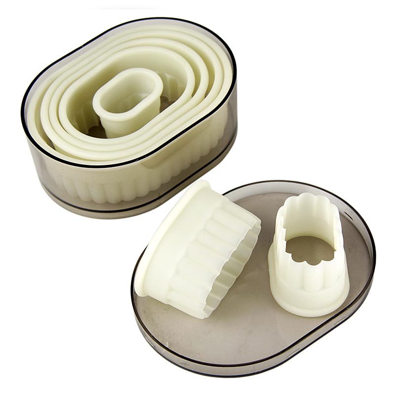Coupe-biscuits en plastique deBUYER avec design ovale strié dans différents diamètres de 3.2 à 11cm, set de 7 pièces