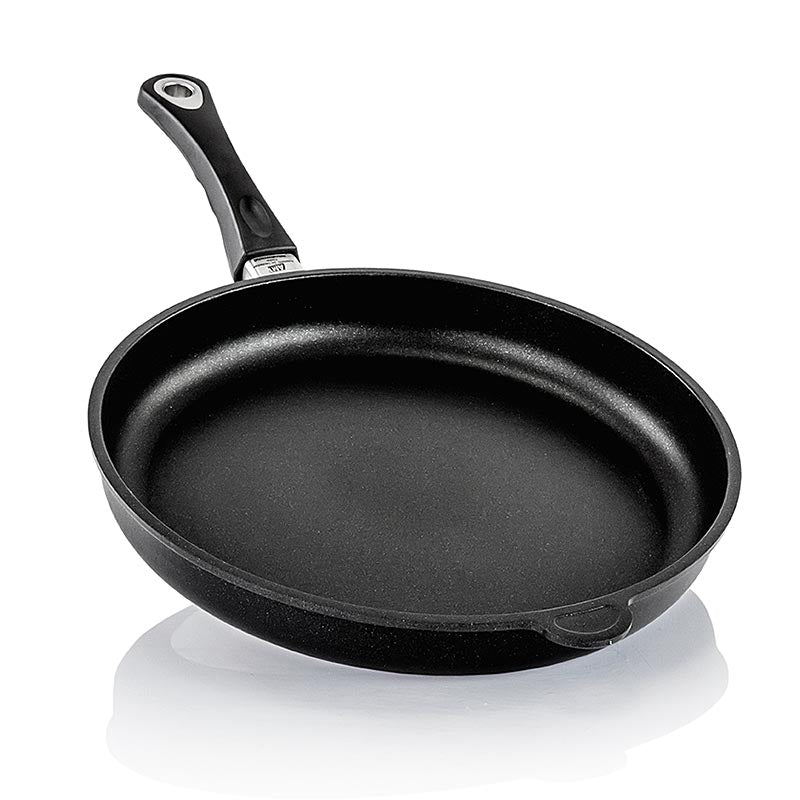 Poêle à frire AMT Gastroguss de 32 cm de diamètre et 5 cm de hauteur, idéale pour la cuisine 