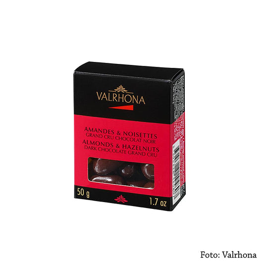 Boules Valrhona Equinoxe - amandes et noisettes enrobées de 50g de chocolat noir