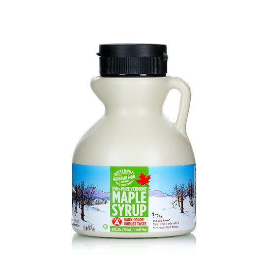 Une bouteille de 236 ml de sirop d'érable foncé et robuste du Vermont