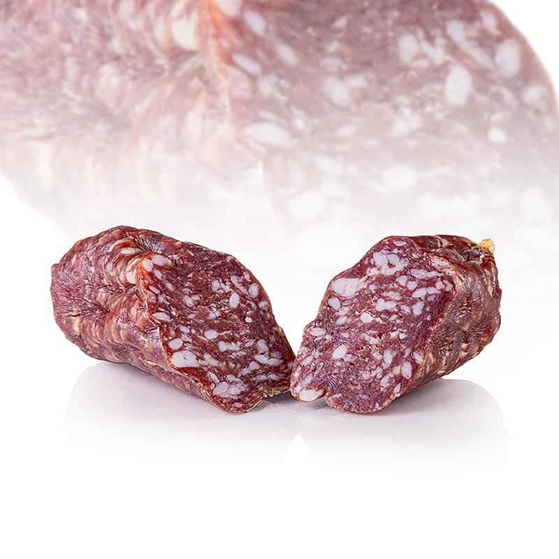 Salami à la truffe, saucisse italienne gastronomique aux truffes d'été, fabriquée par Franchi Salumi, pesant environ 200 grammes et mesurant environ 11 cm de diamètre et 45 cm de hauteur.