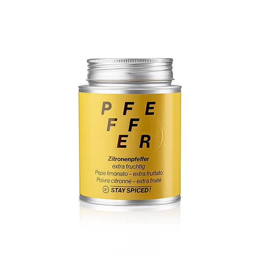 Un shaker de 440g de Stay Spicy ! Citron poivre assaisonnement à base de plantes extra fruité, avec une étiquette jaune vibrante et un zeste d'agrume.