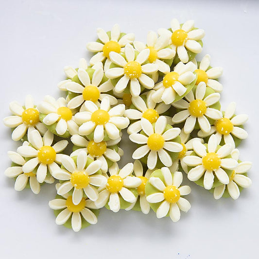 Délicieuses marguerites en chocolat de Dobla, 106 g, composées de 140 pièces.