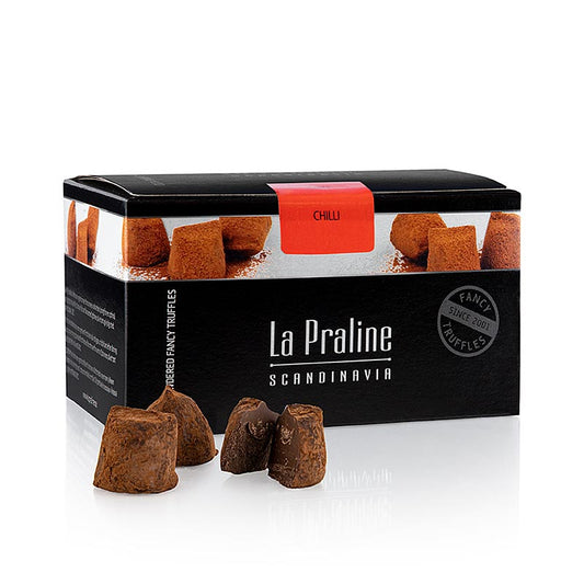 La Praline Fancy Truffles, chocolat travaillé au piment, Suède, 200 g - Une image de délicieuses truffes au chocolat avec un soupçon de piment, emballées dans un paquet de 200 grammes en provenance de Suède.