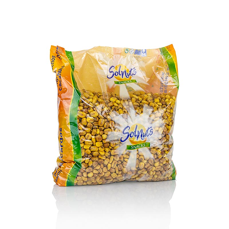 Gros plan d'un sac de 15 kg de grains de maïs frits, assaisonnés d'épices (frito de maïs), prêts à être dégustés en tant qu'en-cas savoureux.