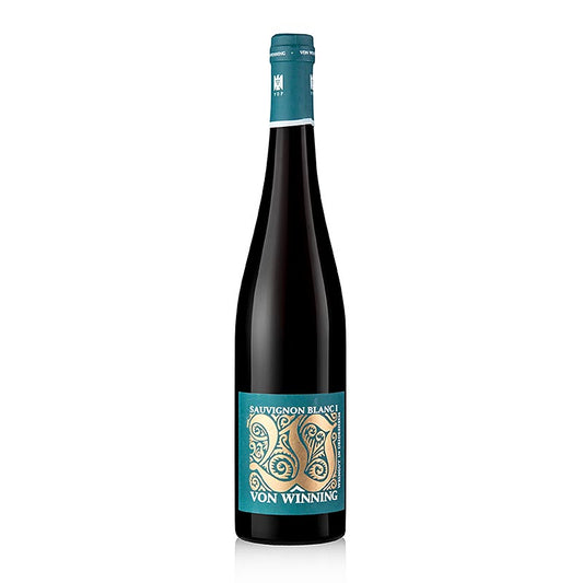 Von Winning 2022 Sauvignon Blanc, un vin blanc sec de QW Pfalz en bouteille de 750 ml, présentant un équilibre parfait entre des notes fruitées et florales.