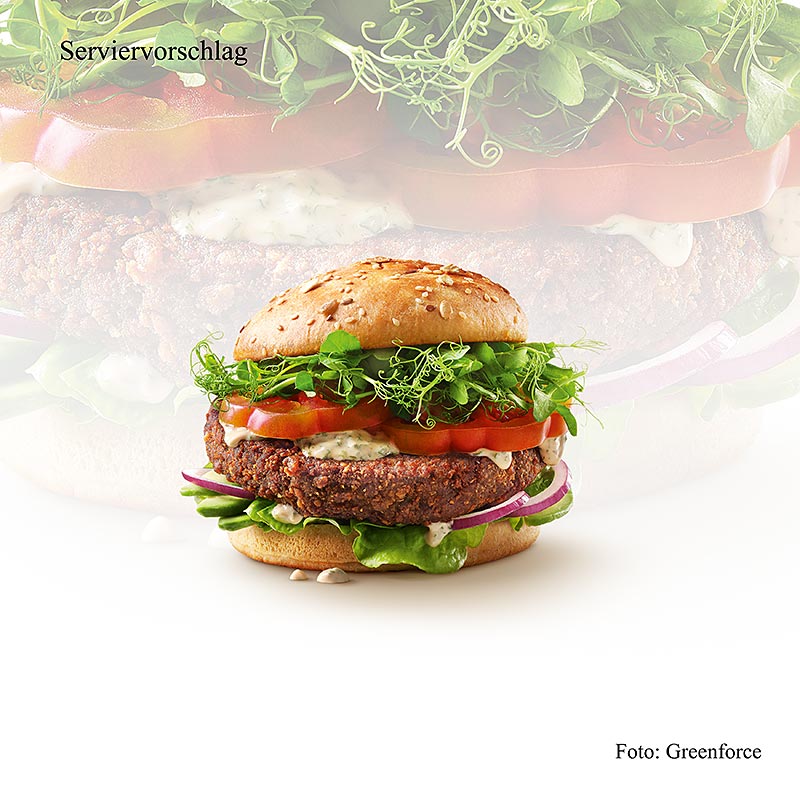 Gros plan sur un paquet de Greenforce mix pour galettes de hamburger végétaliennes, à base de protéines de pois, 125 g, avec une étiquette vert vif et une description claire du produit. 